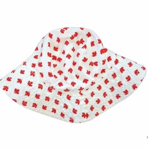 White and red maple leaf Canadian sun hat